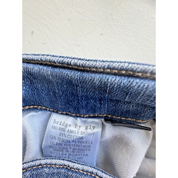Bridge By Gly Distressed Ankle Skinny Jean Cut Off Frayed Hole Mid Rise Pant 29" - Picture 4 of 5